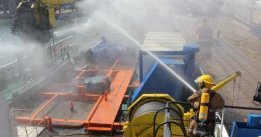 Stire din Eveniment : Incendiu în Portul Agigea