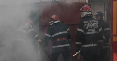 Incendiu violent la Constanța. Pompierii nu au putut acționa pentru că… nu aveau apă! - 3