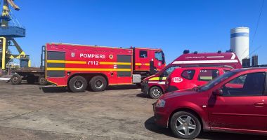 Stire din Eveniment : Incendiu la Șantierul Naval Midia. Patru persoane au murit