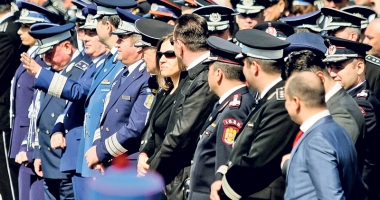 Începe campania electorală și în Poliție? Se anunță salarii mărite. "Manipulare ieftină! Polițiștii sunt luați de fraieri!" - 3
