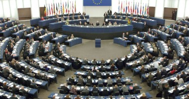 Stire din Politică-Administrație : Începe campania electorală pentru europarlamentare. Câți parlamentari va trimite România în PE