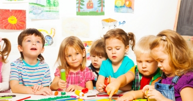 Stire din Cultură-Educație : Anul școlar începe cu stângul! Deficit de educatori și învățători în județul Constanța