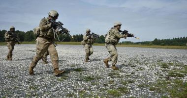 Stire din Actualitate : Incident grav în Germania. Poliția a împușcat un soldat în timpul unui exercițiu militar ținut secret