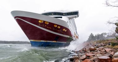 Stire din Economie : Incidente și accidente pe mări și oceane