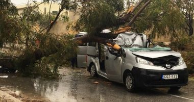 GALERIE FOTO / Un român a murit în Malta în timpul unei furtuni devastatoare - 3