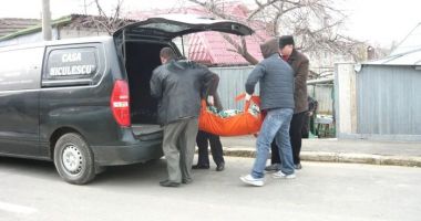 Stire din Eveniment : Bărbat găsit spânzurat după ce a avut un conflict cu soţia sa