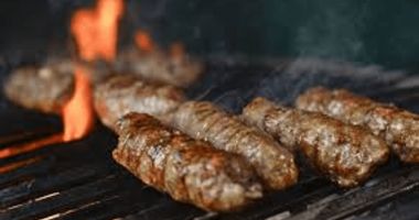 Stire din Sănătate : De ce nu e bine să facem carnea pe grătar cu flacără directă