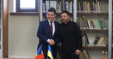 Stire din Actualitate : Nicușor Dan și Maia Sandu participă la summitul organizat de Zelenski la Odesa