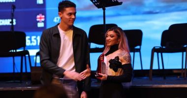Stire din Sport : David Popovici și Mihaela Cambei, cei mai buni sportivi ai clubului CS Dinamo