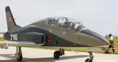 Stire din Economie : Singura fabrică de avioane militare din România, în pragul colapsului