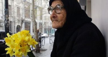 Stire din Social : Pensiile nu vor fi indexate până la toamnă. Mulți pensionari vor supraviețui cu mai puțin de 2.700 de lei