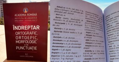 Stire din Cultură-Educație : Ligia Deca îndeamnă cadrele didactice să folosească noul îndreptar ortografic
