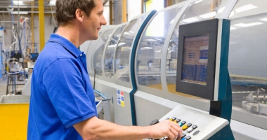 Stire din Economie : Industria, pe scurt