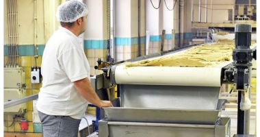 Stire din Economie : Industria românească a obținut venituri mai mari cu 26,3%