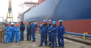 Stire din Economie : Industria navală românească este departe de performanțele din 2008