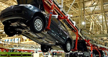 Stire din Economie : Industria vinde mai scump cu 0,5%