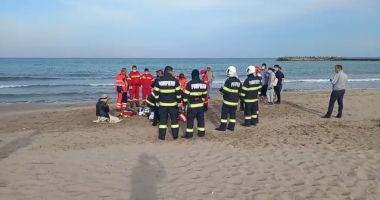 Stire din Eveniment : Un bărbat pasionat de kitesurfing s-a înecat la Neptun