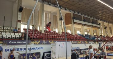 Stire din Sport : Campionatul Național de Gimnastică continuă la Constanța. Spectacol în Sala Sporturilor