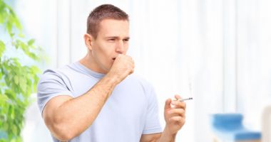 Stire din Social : Lipsă crasă de bun simț! Pacienți care fumează în saloanele și holurile spitalelor