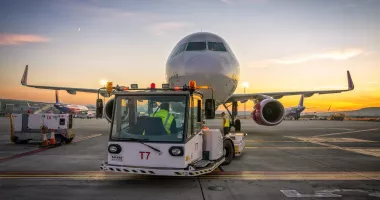 Stire din Economie : Numismatică, transport aerian de mărfuri, agricultură. INFO economic