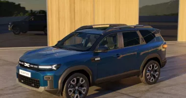 Stire din Economie : Bursă, înmatriculări auto, afaceri. INFO economic