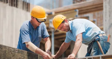 Bursă, construcții, infrastructură rutieră. INFO economic
