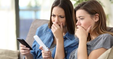 Stire din Economie : INFO economic - credite, telefonie mobilă, transport aerian