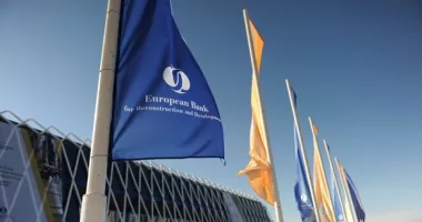 Stire din Economie : INFO economic - prognoze, împrumuturi, rentă viageră