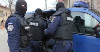 Dosarele X. "Fantomele" care dau în cap și violează! - 2