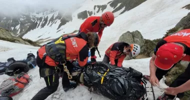 Stire din Eveniment : Tragedie în munți. Un tânăr ucrainean, fugit din calea războiului, a murit înghețat