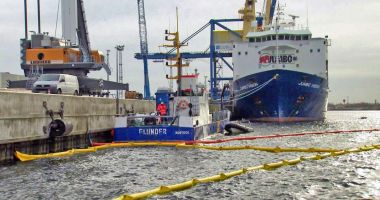 Stire din Economie : Incidente și accidente pe mări și oceane