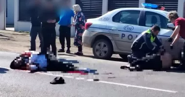Stire din Eveniment : Bărbat de 46 de ani înjunghiat pe stradă. Agresorul a fost reținut de polițiști