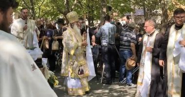 GALERIE FOTO / Liberalul Marian Iordache, condus pe ultimul drum de medgidieni - 2