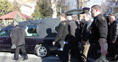 Imagini de la înmormântarea lui George Parteca / Galerie foto - 12