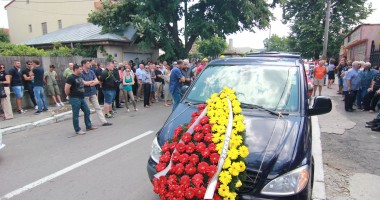 GALERIE FOTO. Patronul de la On Plonge, GHEORGHE OANCEA, condus pe ULTIMUL DRUM - 3