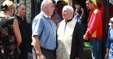 Galerie FOTO. Patronul de la Brick și On Plonge, condus pe ultimul drum - 4
