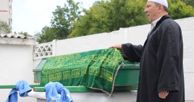 Lacrimi și jale la înmormântarea Larei Șaban (Galerie Foto) - 13
