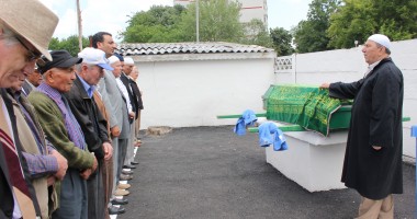 Lacrimi și jale la înmormântarea Larei Șaban (Galerie Foto) - 14