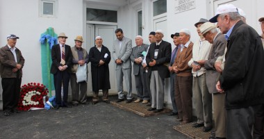 GALERIE FOTO / Jale la mormântul Larei Șaban. Familia crede că altcineva a ucis-o - 7