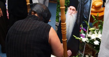 Rămas bun, părinte Arsenie!
