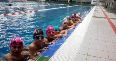 Stire din Sport : Delphin Înot Club și-a instalat "cartierul general"  în bazinul de la Parcul Tăbăcăriei