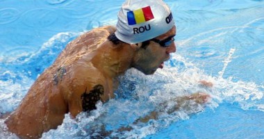 Stire din Sport : "Delfinii" constănțeni, 13 medalii la Naționale
