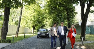 Stire din Politică-Administrație : Liderii social-democrați se reunesc în această seară, într-o ședință informală