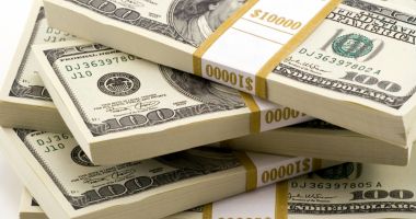 Stire din Economie : În România au apărut 15.000 de noi milionari în dolari