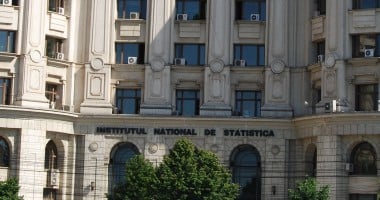 Stire din Economie : Creștere cu 8,6% a comenzilor noi în industrie, în perioada ianuarie - august 2013
