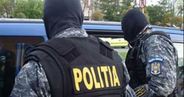 Stire din Eveniment : Constănțean reținut pentru escrocherii pe bandă rulantă