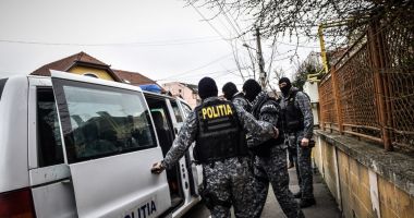 Stire din Eveniment : Polițiștii constănțeni au pus sechestru asigurător pe o casă din Bacău
