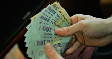 Stire din Actualitate : Femeie înșelată cu 300.000 de euro! Suspectul a folosit metoda din documentarul Netflix, Escrocul de pe Tinder