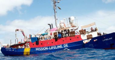Stire din Actualitate : În sfârșit! Nava Lifeline a ancorat în portul La Valetta din Malta