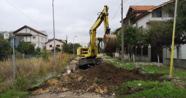 Stire din Social : În sfârșit! Străzile de pământ din cartierul Compozitorilor, asfaltate